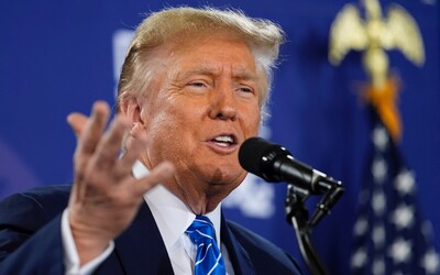 Trump vrací plastová brčka. „Liberální papírová brčka nefungují,“ prohlašoval už během kampaně