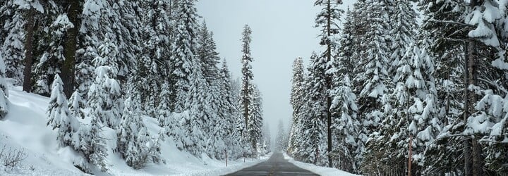 Týchto 10 čarovných miest na Slovensku sneh premenil na rozprávkovú krajinu. Slováci svojimi fotkami očaria aj teba