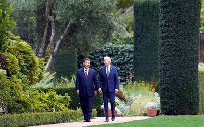 USA a Čína sa dohodli na obnovení dôležitej komunikácie. Peking však vyjadril nespokojnosť so sankciami