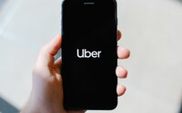 Uber zaplatí pokutu 7,3 miliard korun. Nechránil citlivá data o řidičích