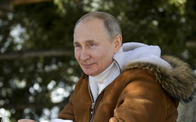 Údajná Putinova milenka má tajný majetek za 100 milionů dolarů, tvrdí Pandora Papers. V Monaku si užívá byt i jachtu