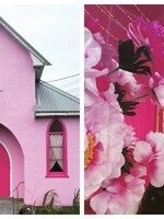 Umělec natřel kostel na růžovo a udělal z něj centrum queer kultury. Chce v něm bydlet alespoň 5 let