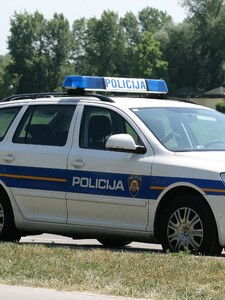 Úmrtí českého dítěte v Chorvatsku: Na vině je výbušnina, muž chlapci dovolil vzít ji do auta