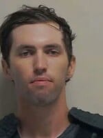 Unikli posledné textové správy vraha Charlieho Kirka. Svojmu spolubývajúcemu písal o plánoch atentátu