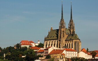 Univerzitu obrany v Brně napadli hackeři, uniklo 750 GB dat