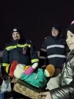Uprchlický tábor uspořádal narozeninovou oslavu pro 7letou dívku z Ukrajiny