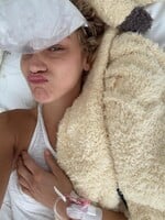 Úprimná spoveď Belly Hadid: Roky bojuje s úzkosťami a depresiami