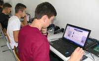 Už 30-tisíc slovenských žiakov požiadalo o príspevok 350 € na notebook. Zaregistruj sa aj ty, ak spĺňaš tieto podmienky