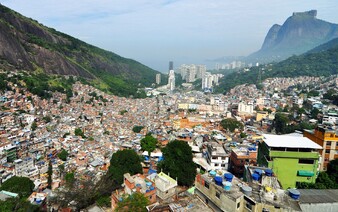 Už jsi slyšel*a o favele? V brazilských čtvrtích pro chudé mizí lidé z domovů, popsal je pro nás jeden z místních