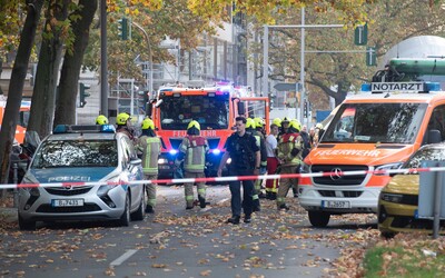 V Berlíně zemřela cyklistka po srážce s nákladním vozem. Pomoc se zpozdila zřejmě i kvůli klimatickým protestům