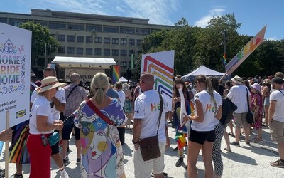 V Bratislave sa koná Dúhový Pride. Očakávajú sa tisícky účastníkov