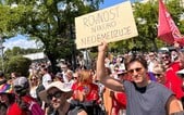 V Bratislave sa začal Dúhový Pride. Na Námestí slobody sa stretli tisícky ľudí