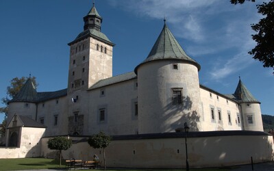 V Bytči zmizli vzácne bronzové tabule s obrovskou historickou hodnotou. Nikto nevie, kam sa podeli, vyhlásili po nich pátranie