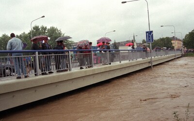 V Česku hrozí povodně, řeky nadále stoupají. Nejvyšší riziko je na těchto 15 místech
