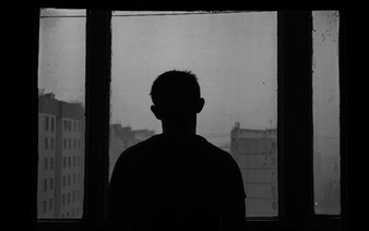 V Česku roste počet sebevražd mezi mladými, dobrovolný odchod z života si loni zvolilo 1302 lidí