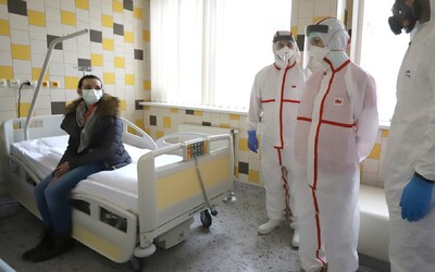 V Česku zemřelo už 99 pacientů s Covid-19, nakazilo se 5 221 lidí