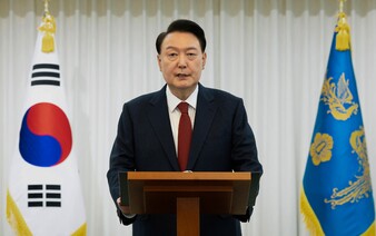 V Južnej Kórei sa konali protesty na podporu prezidenta Juna. Zadržaných bolo takmer 90 ľudí