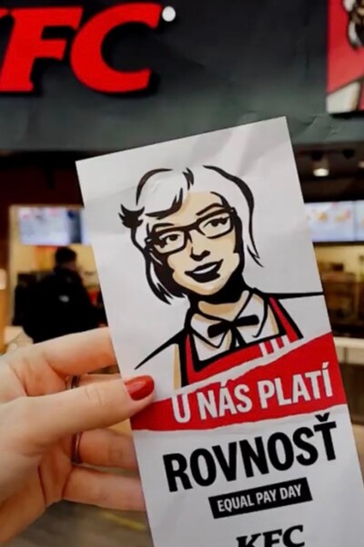 V KFC dnes nájdeš nové logo. Obľúbený fast food poukazuje na platovú diskrimináciu žien