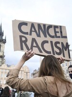 V Praze proběhly protesty za George Floyda. Češi odsoudili rasismus a policejní brutalitu