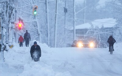 V USA zabíjí extrémní sněžení s mrazem: Vyžádalo si již 28 obětí