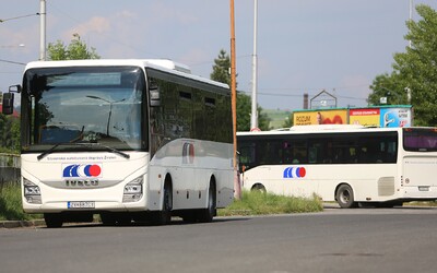 V banskobystrickej župe nepremáva asi 120 spojov, desaťtisíce Slovákov prišlo o autobusovú dopravu