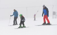 V najbližších dňoch môžu Slováci na lyžovačke ušetriť desiatky eur. Tieto strediská ponúkajú zľavy až do výšky 30 €