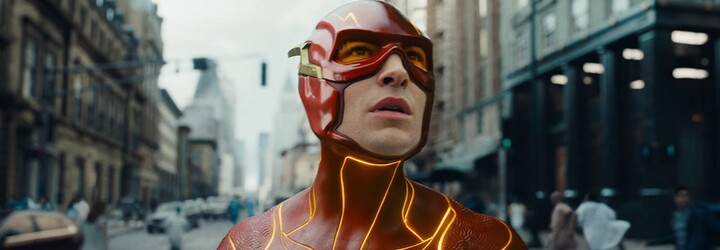 V nejnovějším traileru na The Flash se vrací i postavy z dávné minulosti. Kdy už konečně bude v kině?
