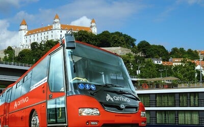 V prímestskej autobusovej doprave v Bratislave dnes môže vypadnúť až 30 % spojov