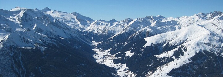 V rakouských Alpách napadly centimetry čerstvého sněhu. Evropa za poslední týdny zažívá záplavy, tornáda, extrémní teplo i sníh
