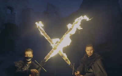 V slovenskom rapovom videoklipe na spôsob Game of Thrones nechýbajú Supreme a rýchle auto