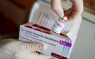 V talianskej továrni objavili 29 miliónov dávok vakcíny AstraZeneca. Vraj mali byť pôvodne vyvezené do Británie