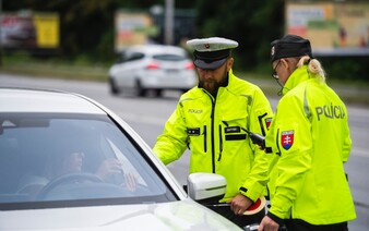 VEĽKÝ PREHĽAD dopravných zmien na Slovensku: Čo čaká vodičov v roku 2025? Štát plánuje vyššie sankcie a reformu vodičského kurzu