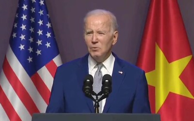 VIDEO: Americký prezident Biden nevedel počas konferencie dokončiť vetu. Stretnutie náhle ukončili