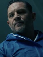 VIDEO: Bavili tě Gentlemani? Pak bude novinka s Tomem Hardym a bývalým Bondem přesně pro tebe