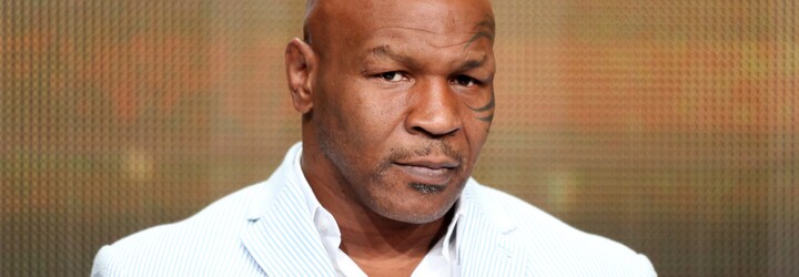 VIDEO: Boxer Mike Tyson zbil cestujúceho v lietadle, ktorý ho vraj obťažoval. Muž odchádzal z potýčky zakrvavený