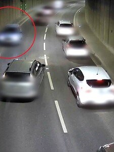 VIDEO: Brněnským tunelem se řítilo auto v protisměru. Nikdo se naštěstí nezranil 