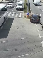 VIDEO: Brněnští policisté honili řidiče, který jel na D1 rychlostí 200 km/h. Chtěl se ztratit v centru, zradila ho hustá doprava