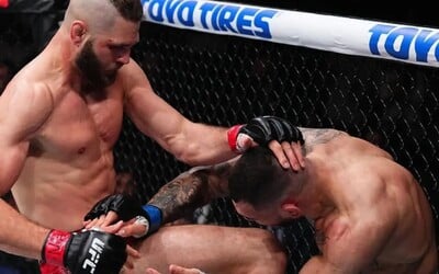VIDEO: Český bojovník Jiří Procházka v UFC rozpútal peklo. Sleduj, ako zdemoloval Rakića už v druhom kole