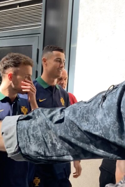 VIDEO: Cristiano Ronaldo vyvolal rozruch pri bratislavskej reštaurácii. Kuchár neskrýval svoje nadšenie