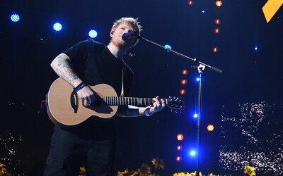 VIDEO: Ed Sheeran prekvapil fanúšikov na koncerte v Detroite. Na pódiu sa zrazu objavil Eminem a odpálili spolu Lose Yourself