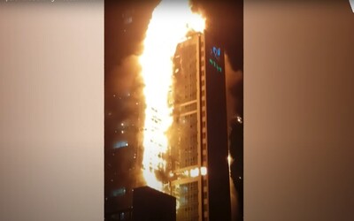 VIDEO: Hořící 33patrová budova se rozpadala Jihokorejcům před očima. Obrovský požár si prý nevyžádal oběti na životech