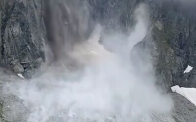 VIDEO: Hromové dunenie a oblaky prachu. Vo Vysokých Tatrách spadla lavína skál