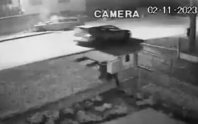 VIDEO: Hrozivá nehoda na Orave. Vodič v rýchlosti vletel do plota, nikto mu nepomohol