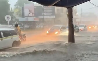 VIDEO: Hurikán Melissa zasiahla Karibik. Jamajka a Haiti hlásia najmenej 29 obetí