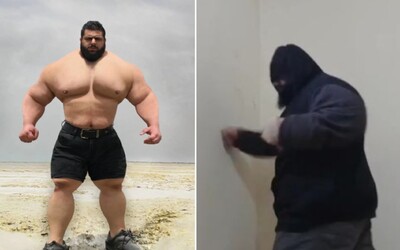 VIDEO: Iránsky Hulk mláti päsťami do steny. Pripravuje sa na súboj proti gigantickému Martynovi Fordovi