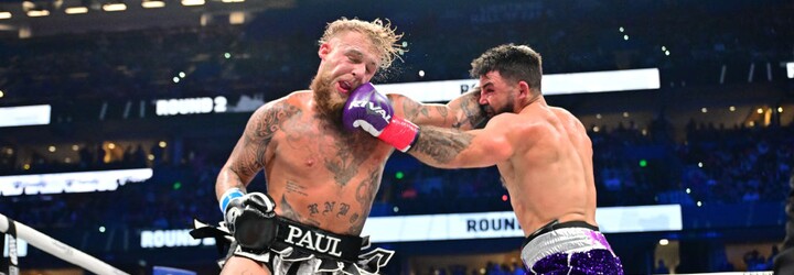 VIDEO: Jake Paul knockoutoval další legendu UFC. Teď chce zbít přemožitele Jiřího Procházky