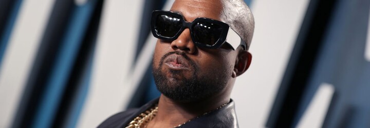 VIDEO: Kanye je podezřelý z ublížení na zdraví. Ženě vytrhl mobil z ruky a odhodil ho