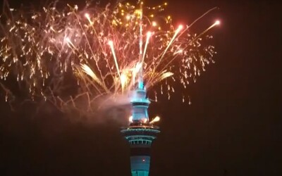 VIDEO: Na Novom Zélande už privítali rok 2024. Oslávili ho veľkolepým ohňostrojom