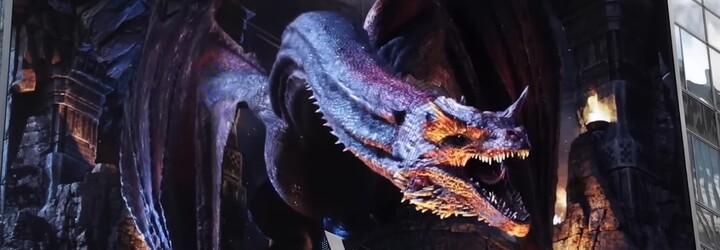 VIDEO: Na Times Square chrlí oheň 3D drak z House of the Dragon. Prequel ke Game of Thrones má premiéru už za týden