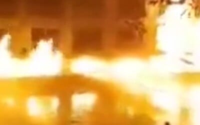 VIDEO: Na turistickej lodi v Egypte vypukol obrovský požiar. Evakuovali 220 pasažierov